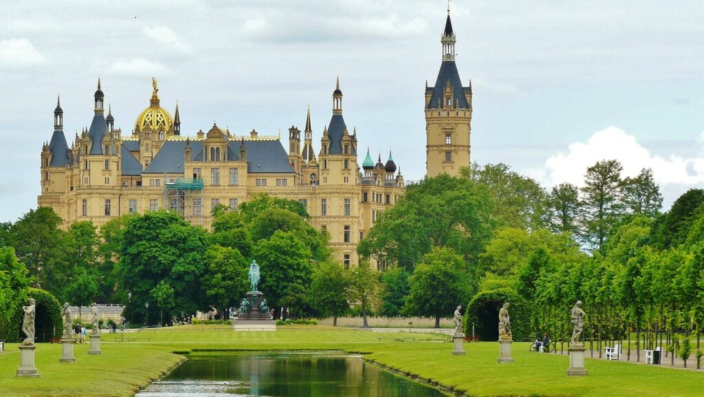 Schloss-und-Garten-von-Schwerin