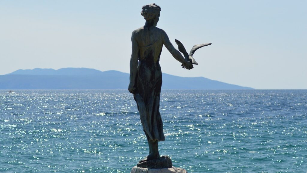 fkk camping kroatien direkt am meer statue